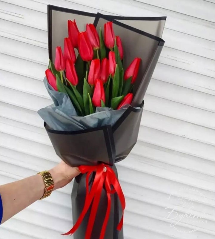 Купить Букет тюльпанов «8 марта» с доставкой по Магнитогорску