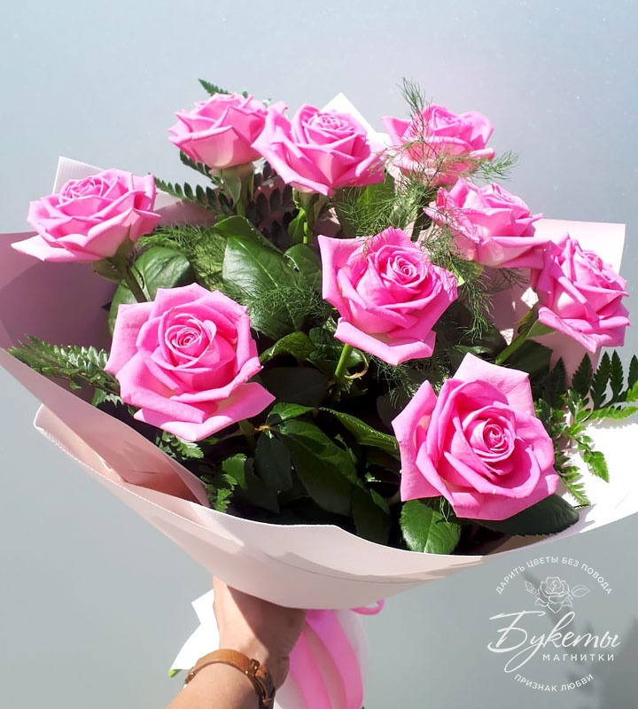 Купить Букет из 9 роз «Аква» с доставкой по Магнитогорску