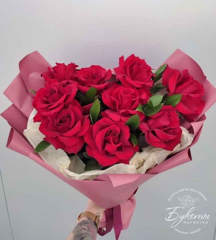 Купить Букет роз "Трепет" с доставкой по Магнитогорску